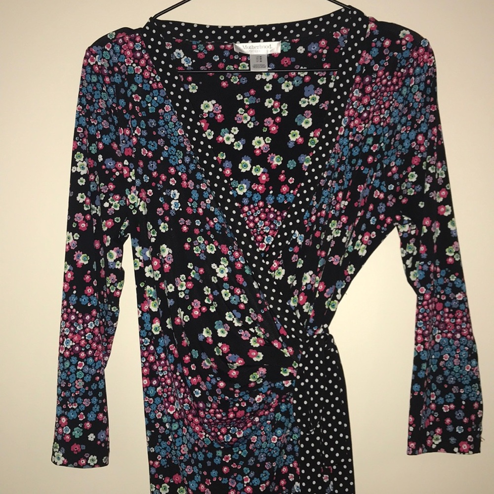 Wrap around maternity dress